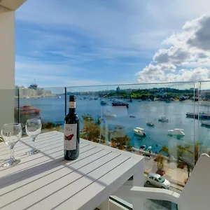 Superlative With Valletta And Harbour Views Apartment Sliema